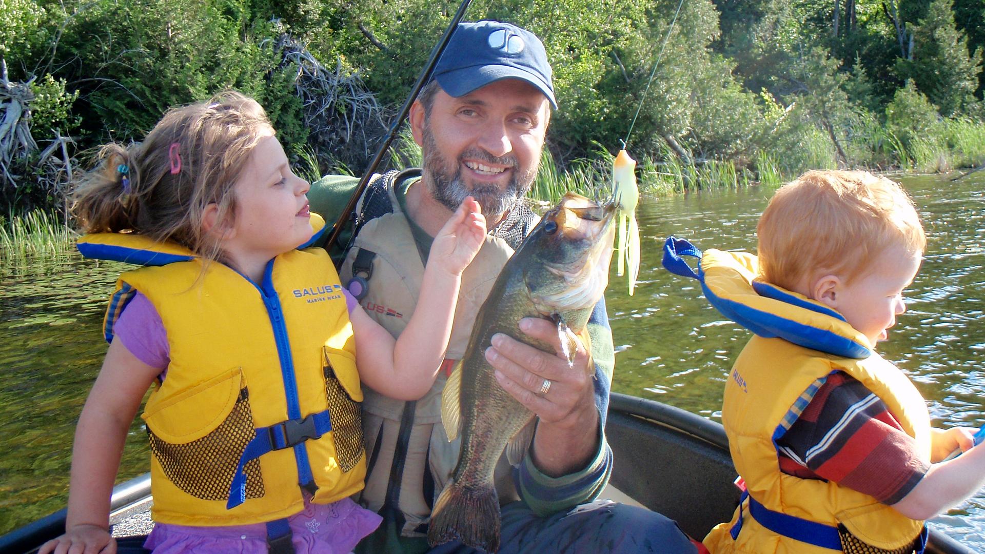 Blue Fish Radio: The Innovative Canadian Organization That's Teaching Kids  How to Fish • Outdoor Canada