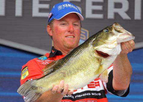 Pro Kelly Jordon won big by slowing down his lure. Credit: B.A.S.S.