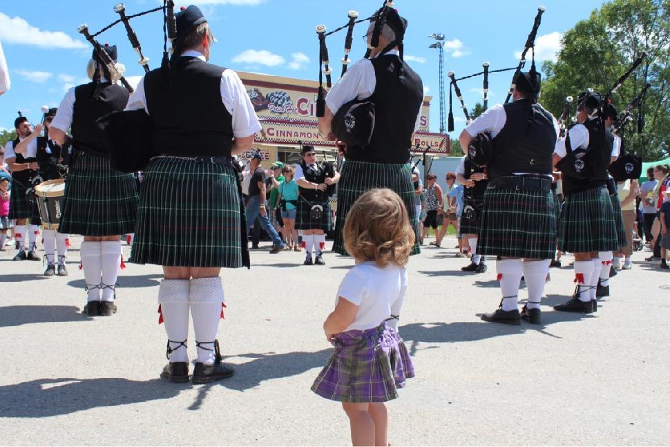 Fergus Scottish Festival