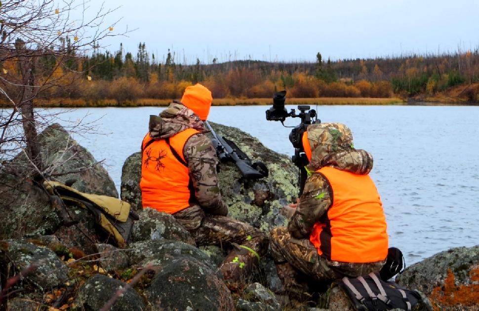 Filming the hunting action. Credit: Adrian Skok.