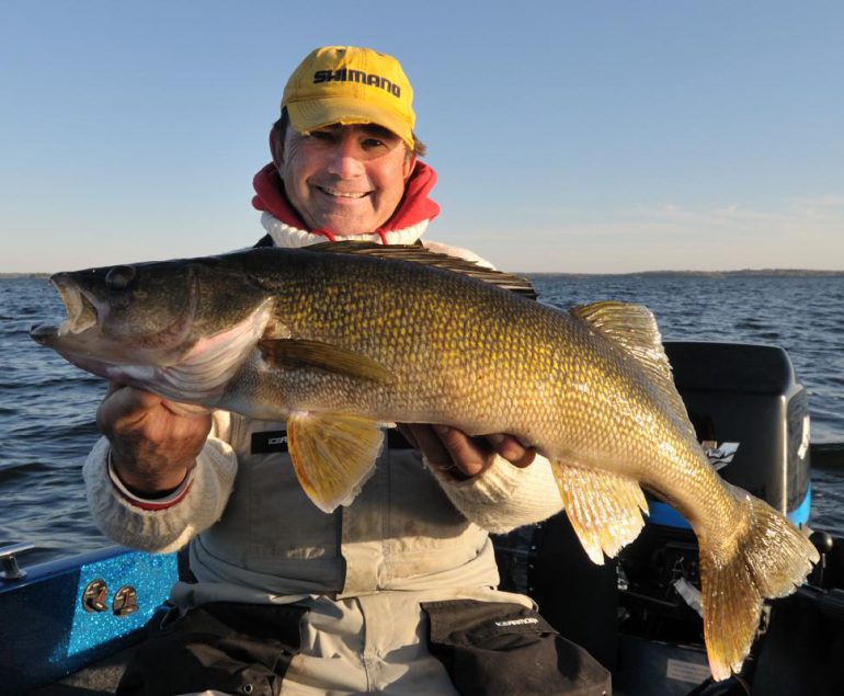 How to lure in walleye • Outdoor Canada