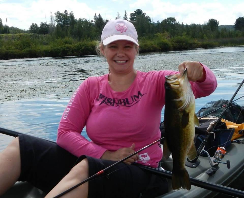 New Canadian fishing group targets female anglers