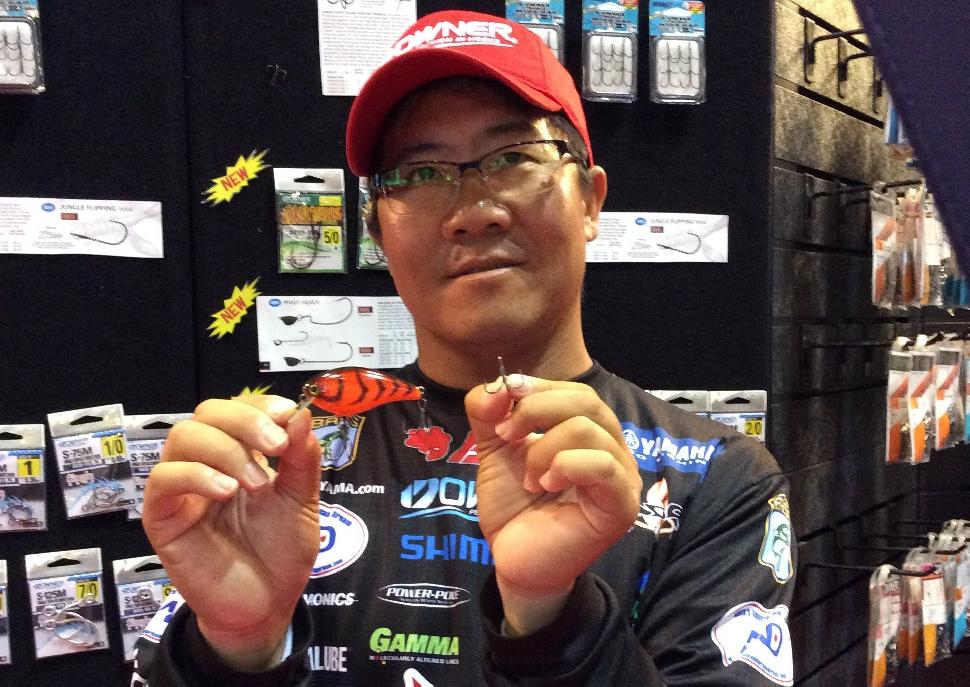 Bassmaster Elite angler Kota Kiriyama with the S-Wide Gap crankbait treblehook from Owner