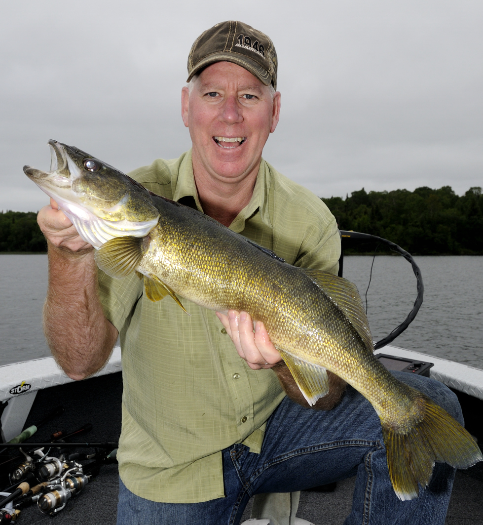 Look at the weather conditions the other morning when buddy Gary Mantil and I smacked the walleyes. It was perfectly dark and overcast