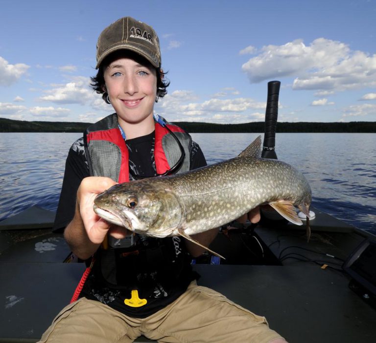Are Lake Trout Releasable? • Outdoor Canada