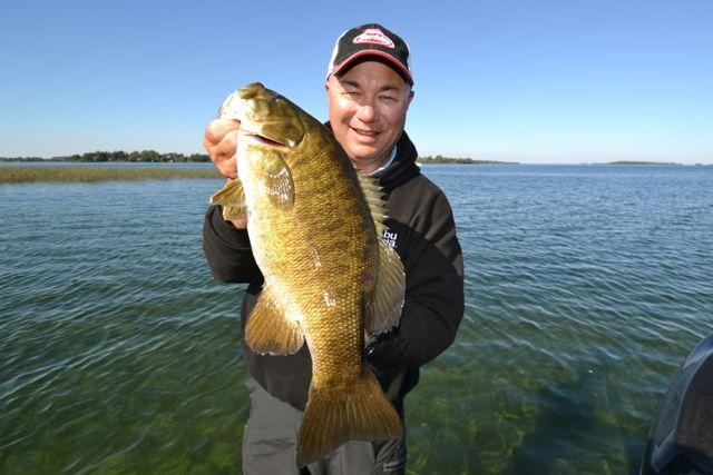 Pro secret revealed: Fall's biggest smallmouth want aggressive baits •  Outdoor Canada