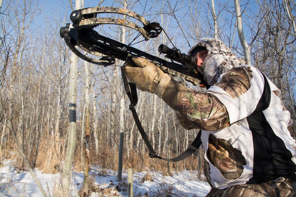 Shooting a crossbow