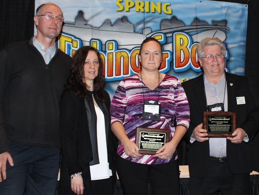 From left to right: Chris Ellingwood, Niblett Environmental Associates Inc.; Vita Palotta, Spring Fishing and Boat Show; Jennifer Lamoureux, RVCA; Peter Levick, Muskies Canada. Credit: Outdoor Canada