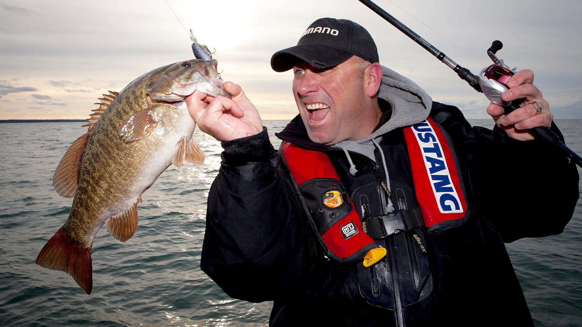 TV's Dave Mercer inducted into Canadian Angler Hall of Fame