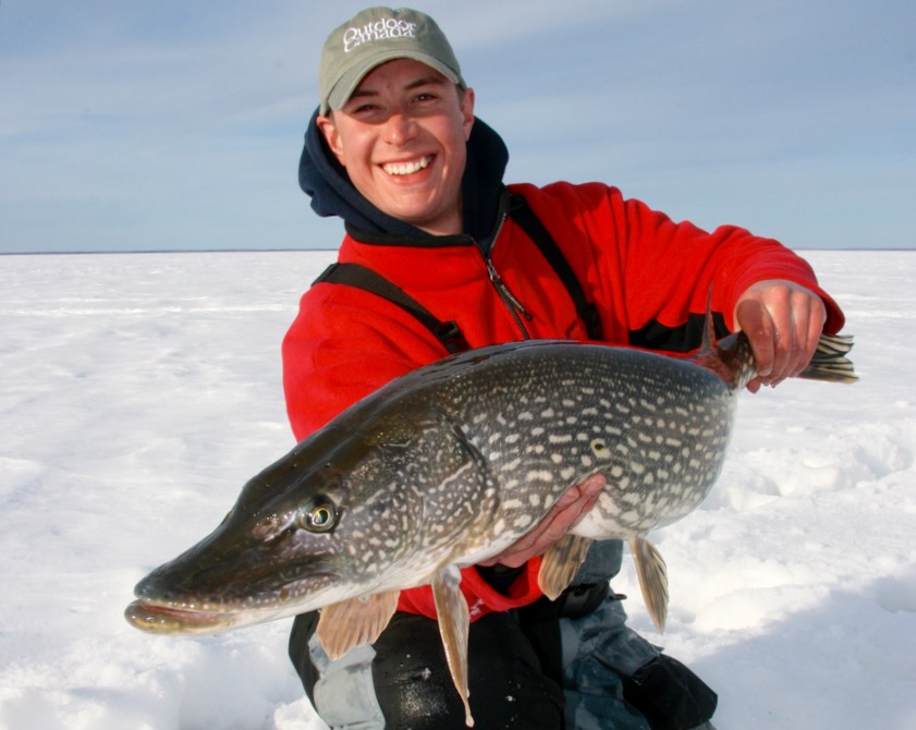 How to use Gord Pyzer's #1 rig for huge hardwater pike • Outdoor