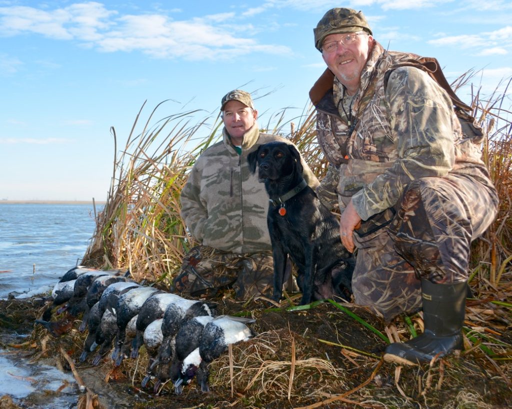 How to make the perfect decoy spread for diving ducks • Outdoor Canada