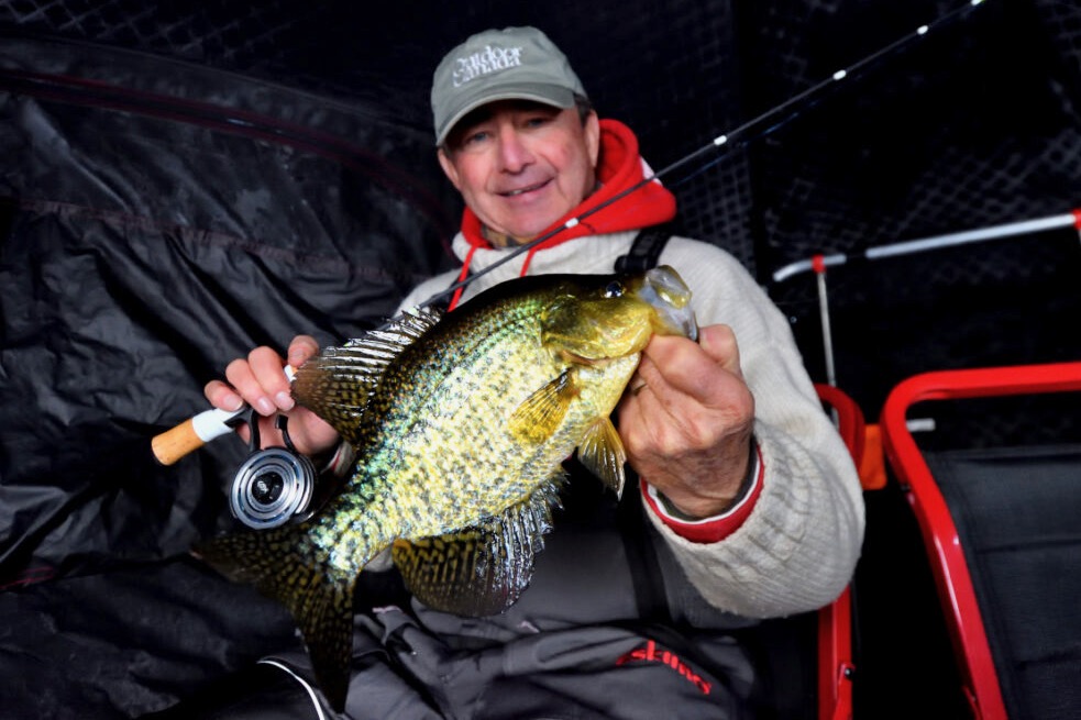 Ice Fishing for Midday Walleye - Fish'n Canada