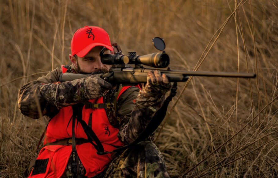 Hunting Comms Outdoor Canada’s 50 top tips, tricks and tactics for hunting white ...